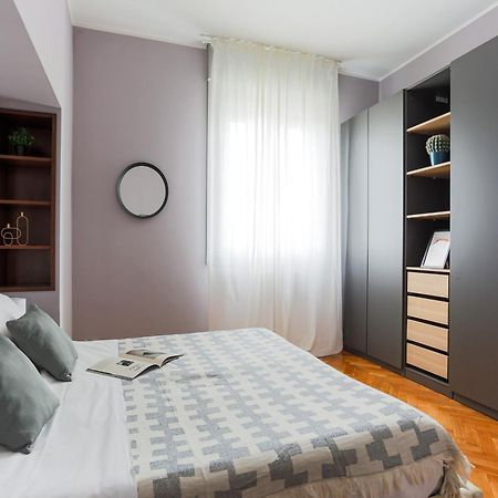 The Best Rent - Spacious One-Bedroom Apartment In Moscova District 밀라노 외부 사진